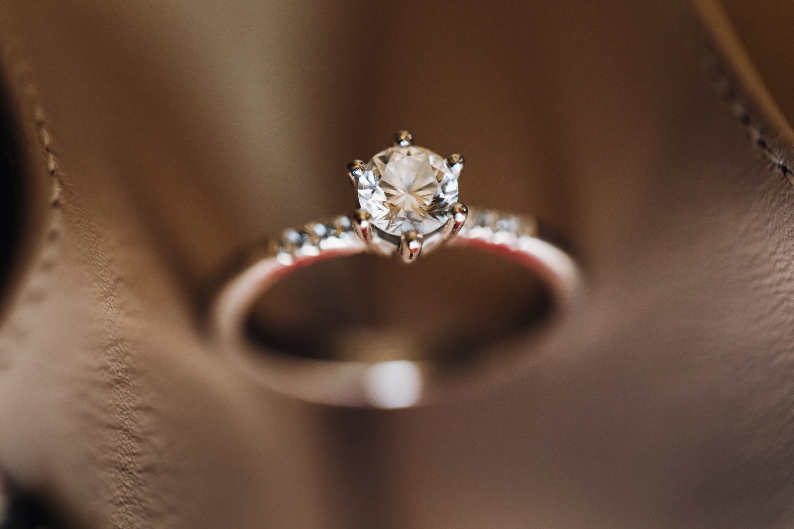 Compra de brillantes y diamantes en CABA